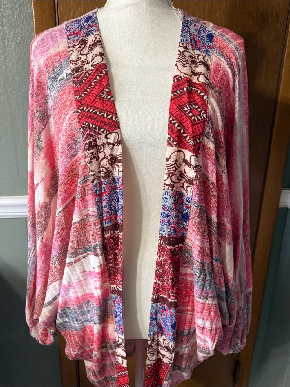 NWT Umgee Pink & Red Open-Front Patterned Cardigan Size M/L